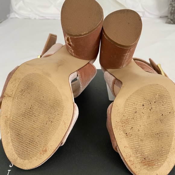 Steve Madden Womens Riesling Velvet Buckle Straps Block Heels - Picture 7 of 7